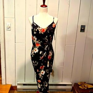 New with Tags Nine Britton Valencia Knit Fitted Midi Dress